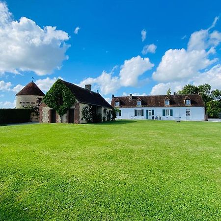 Domaine De Prestal Hotel Le Merlerault Bagian luar foto