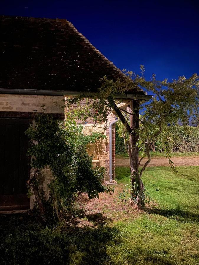 Domaine De Prestal Hotel Le Merlerault Bagian luar foto