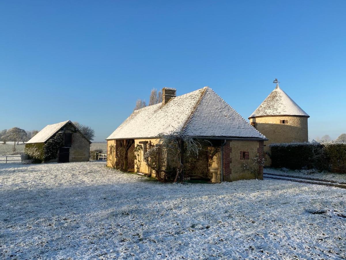 Domaine De Prestal Hotel Le Merlerault Bagian luar foto