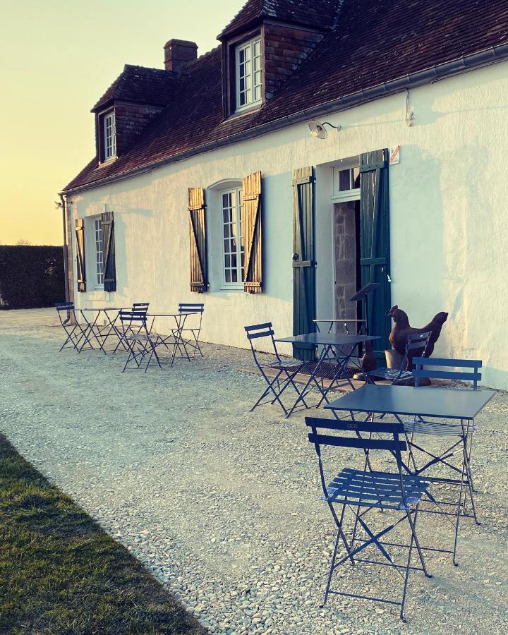 Domaine De Prestal Hotel Le Merlerault Bagian luar foto