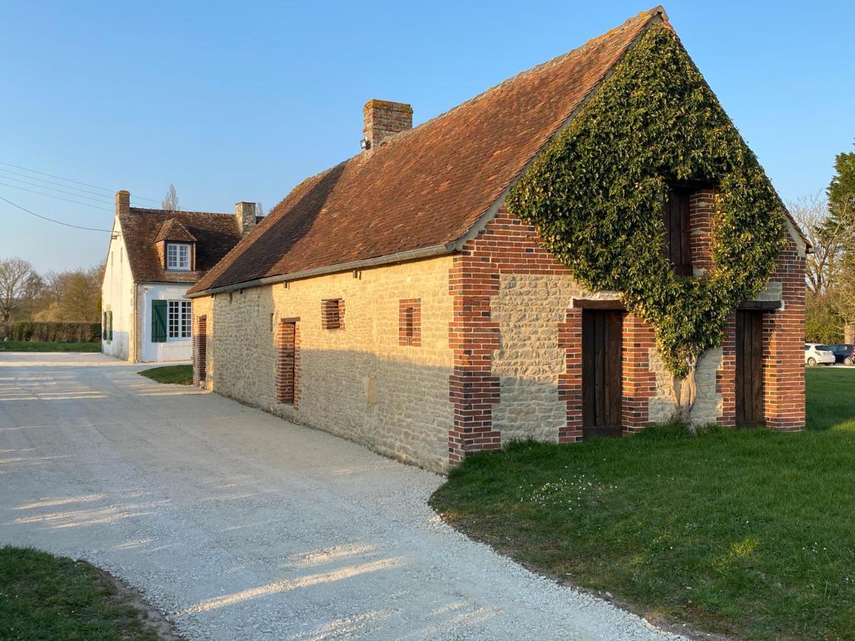 Domaine De Prestal Hotel Le Merlerault Bagian luar foto