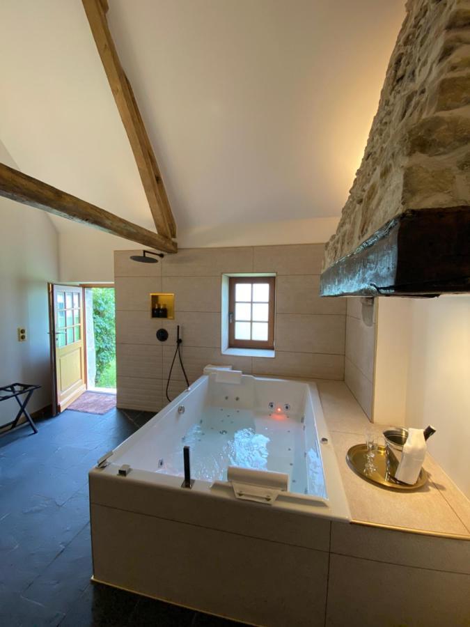 Domaine De Prestal Hotel Le Merlerault Bagian luar foto